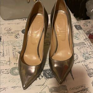 SERGIO ROSSI.                              Stylish all Leather GOLD Stilettos